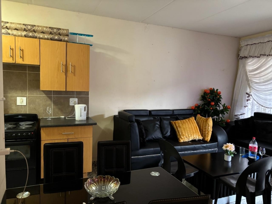 2 Bedroom Property for Sale in Rustenburg Central North West